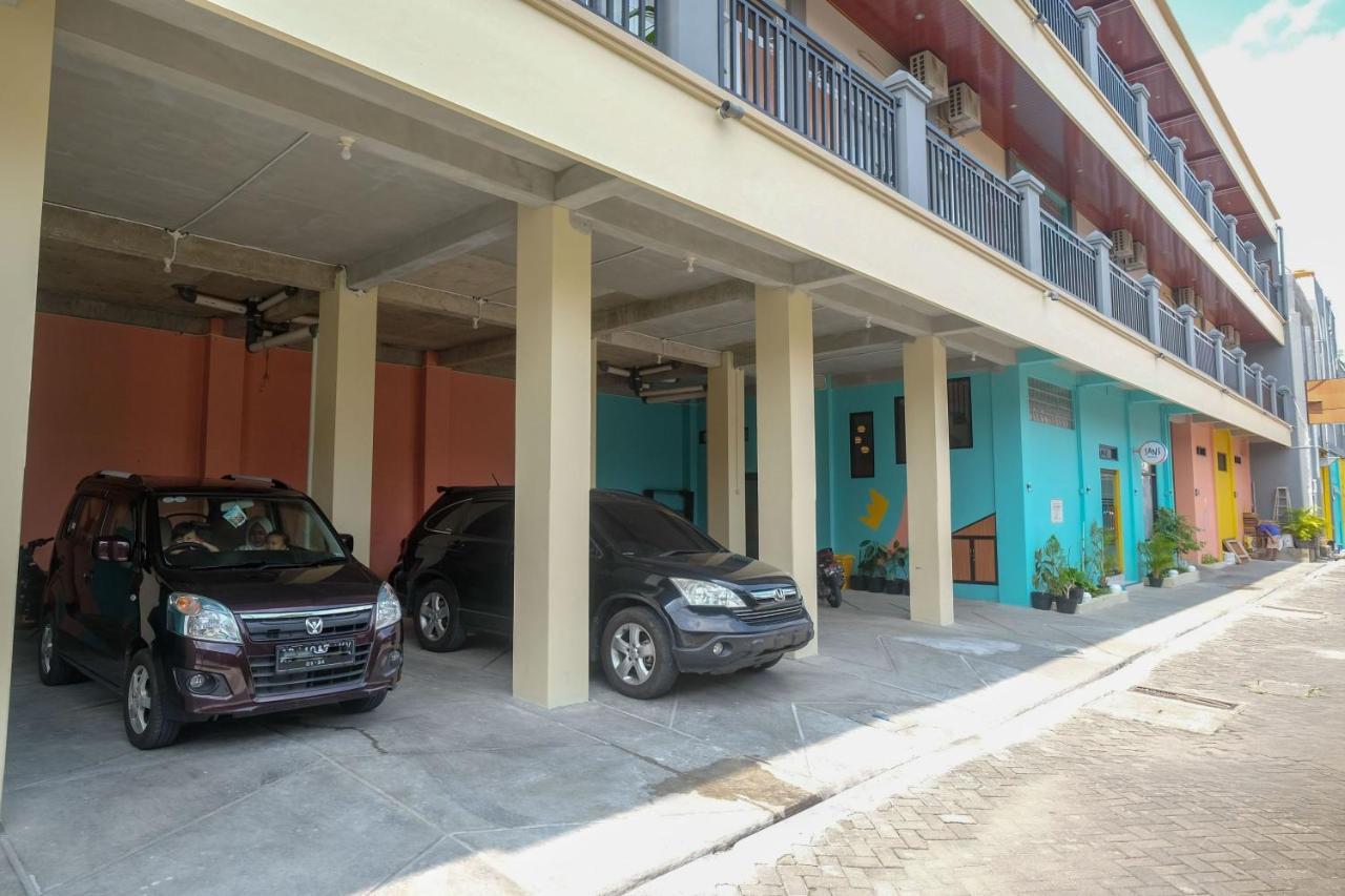 Sans Hotel Kumbang Yogyakarta By Reddoorz المظهر الخارجي الصورة