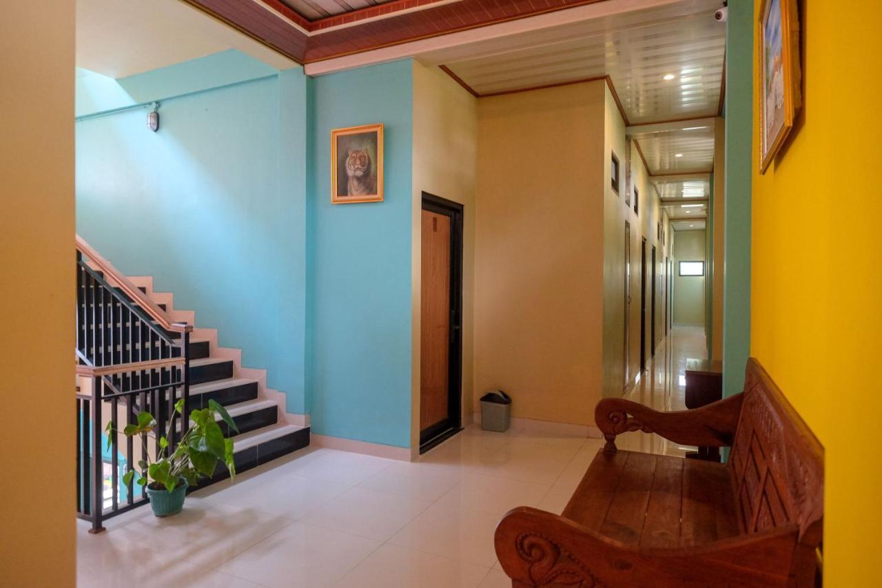 Sans Hotel Kumbang Yogyakarta By Reddoorz المظهر الخارجي الصورة